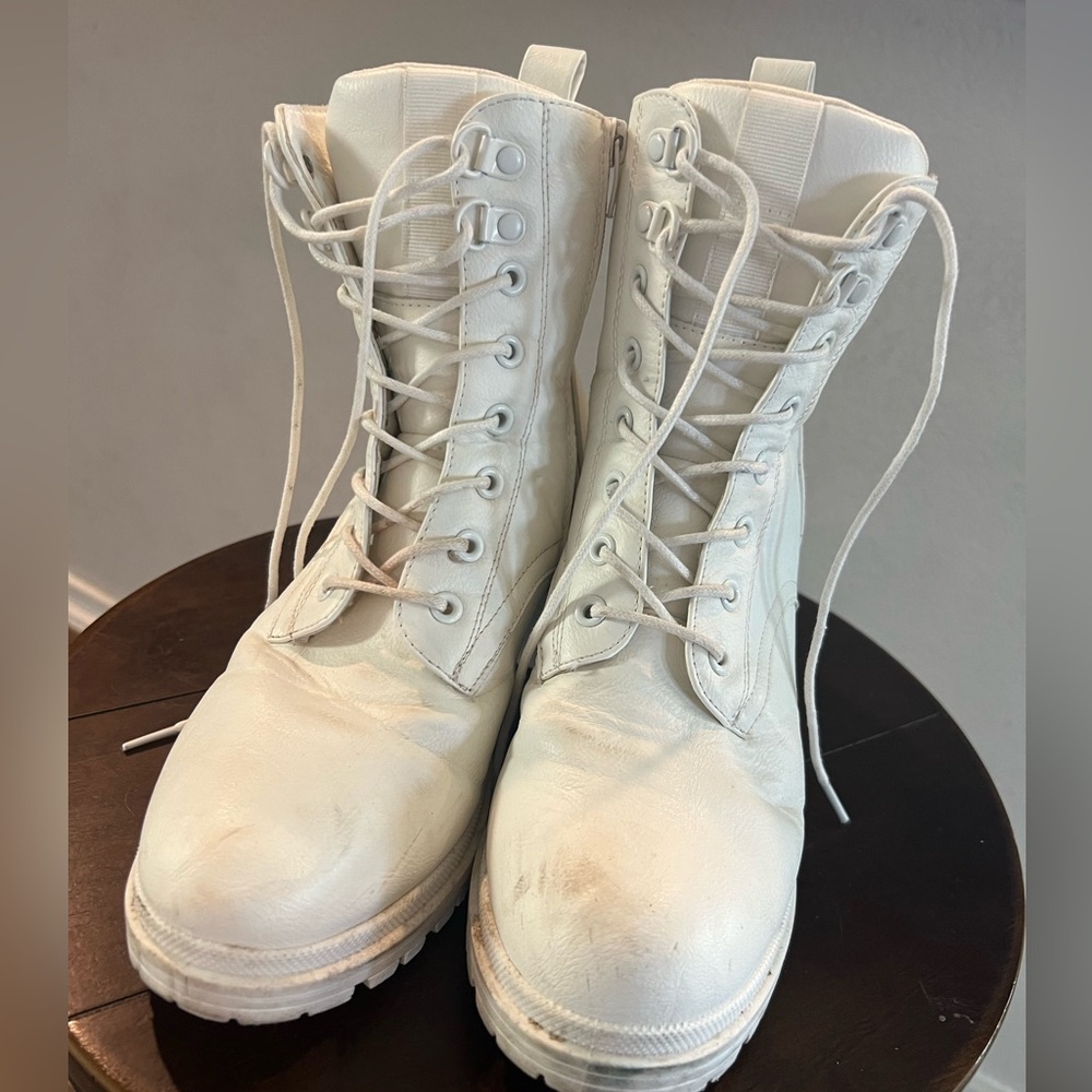 Mia boots 7.5